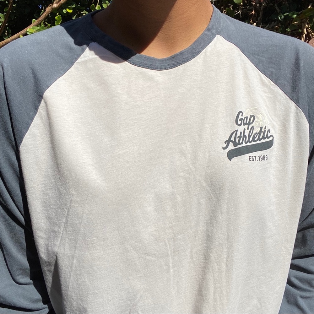 gap baseball tee - Picture 2 of 4